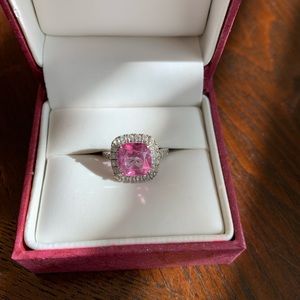 14k White Gold Pink Stone Ring